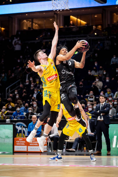 他们在客场 他们在客场